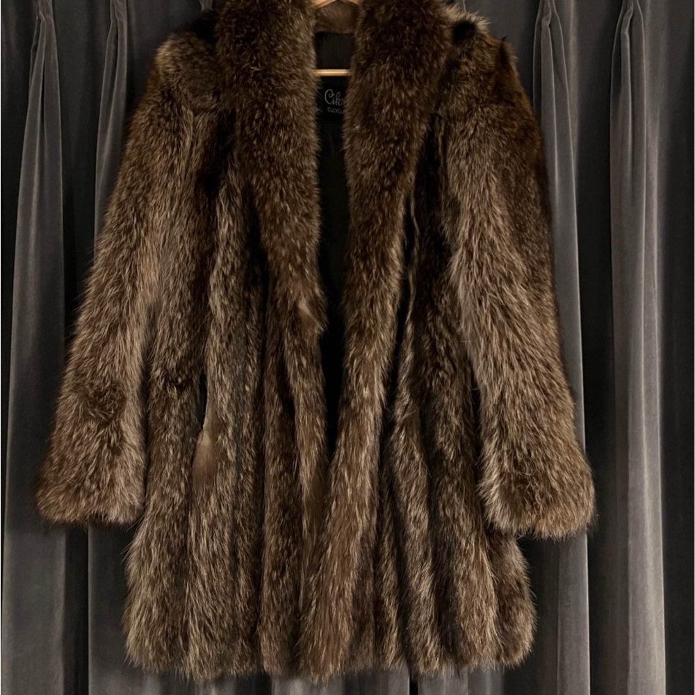 S-M size, REAL Vintage FUR jacket WITH POCKETS!!